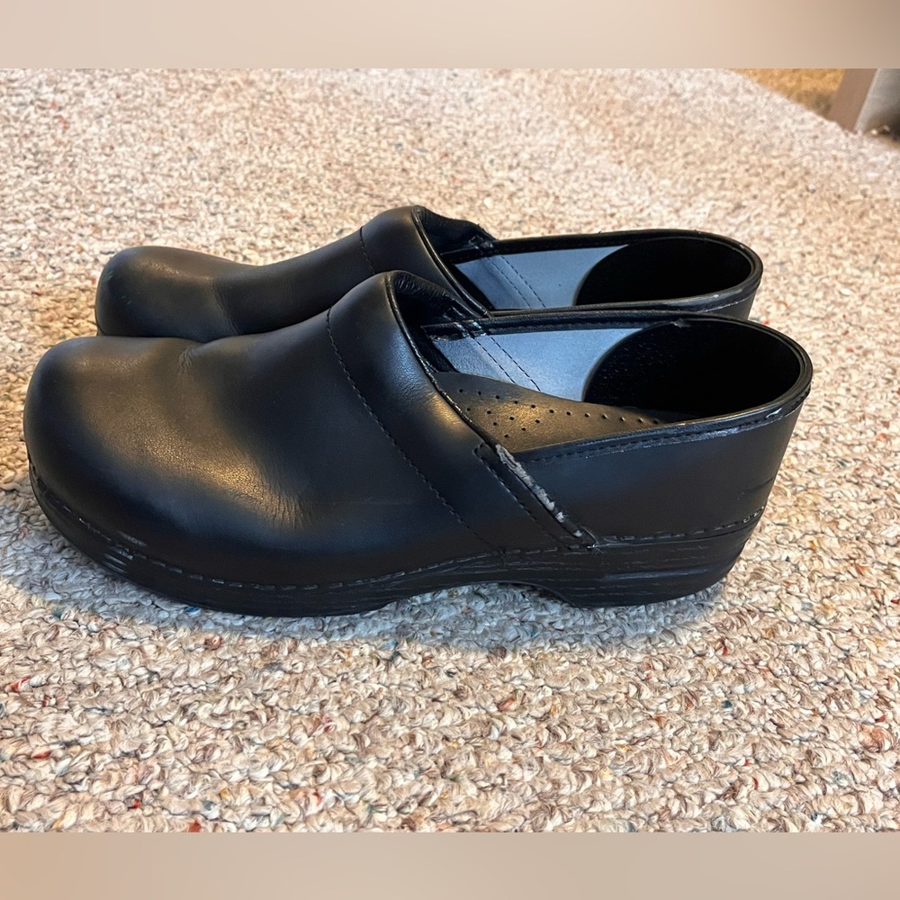 Dansko Womens Clogs size 46 (US 12) Black Professional